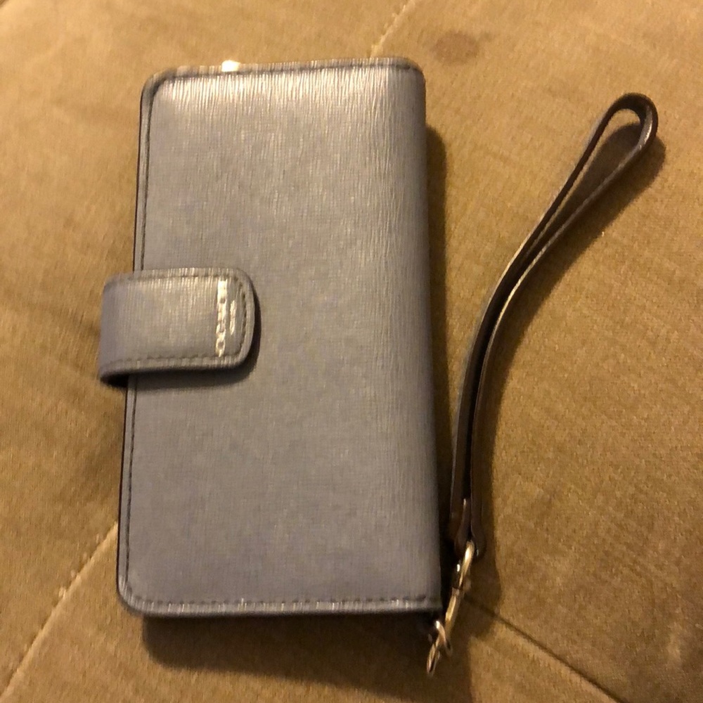 Wristlet